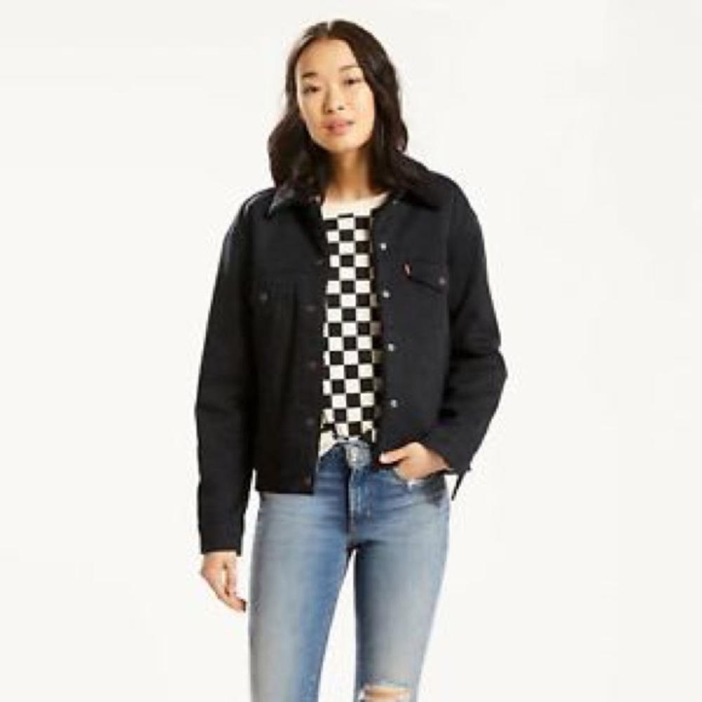 Levi’s black Sherpa “Ex boyfriend” trucker jacket